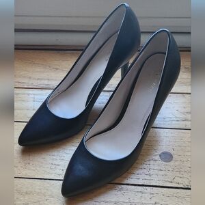 COLE HAAN BLACK PUMPS SZ 8